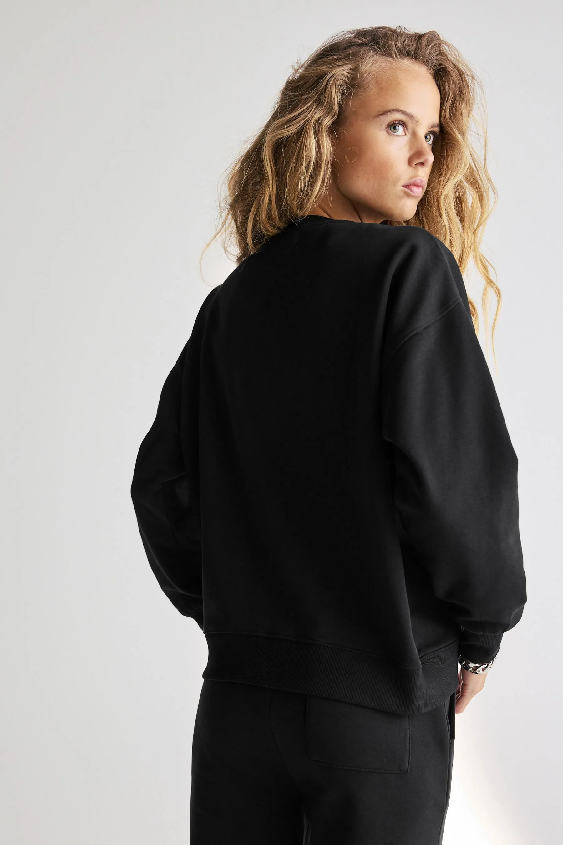 Bouclé Detail Long Sleeve Graphic Slogan Sweatshirt    