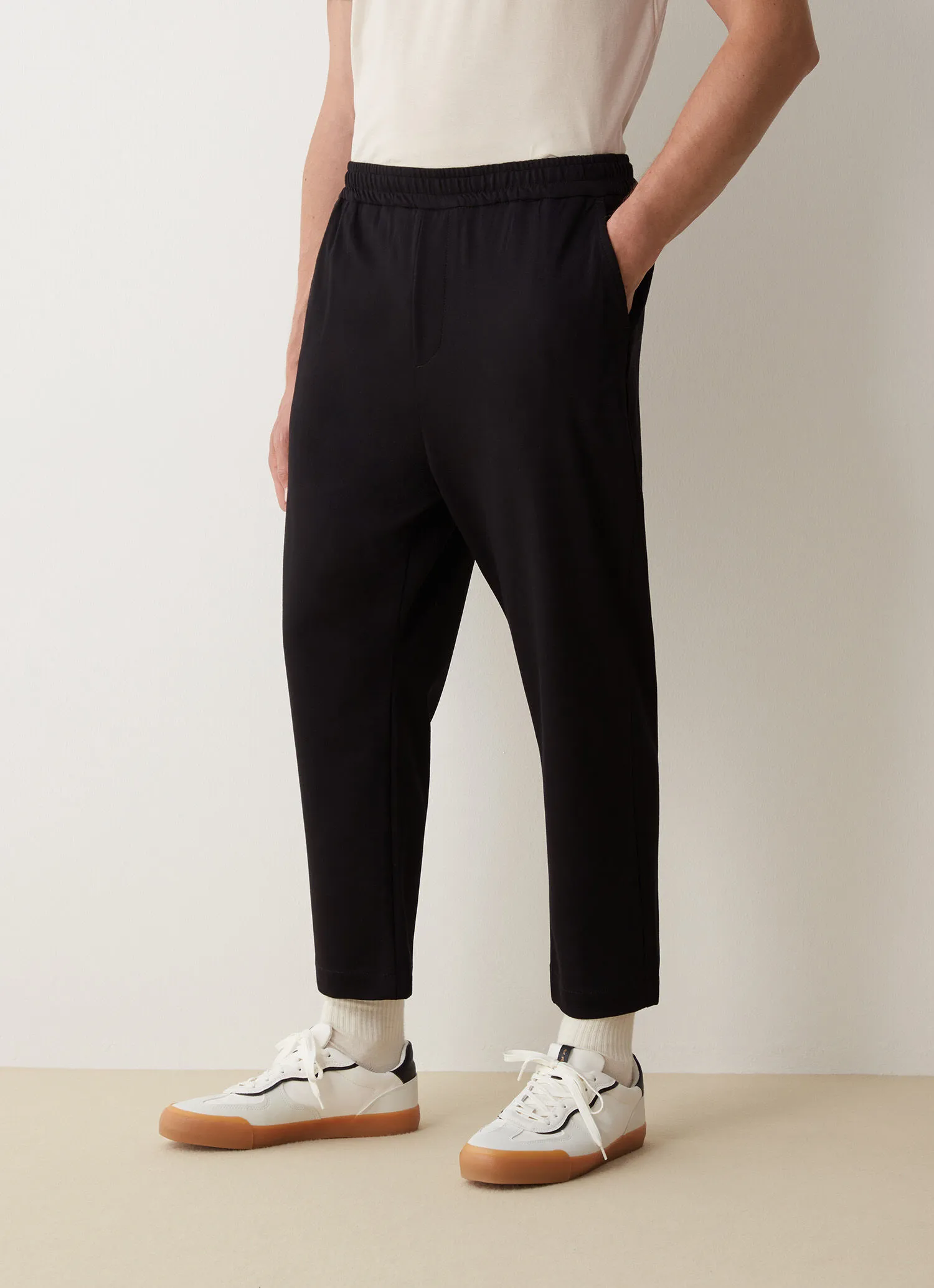 Comfortable-cut trousers with elasticated waistband