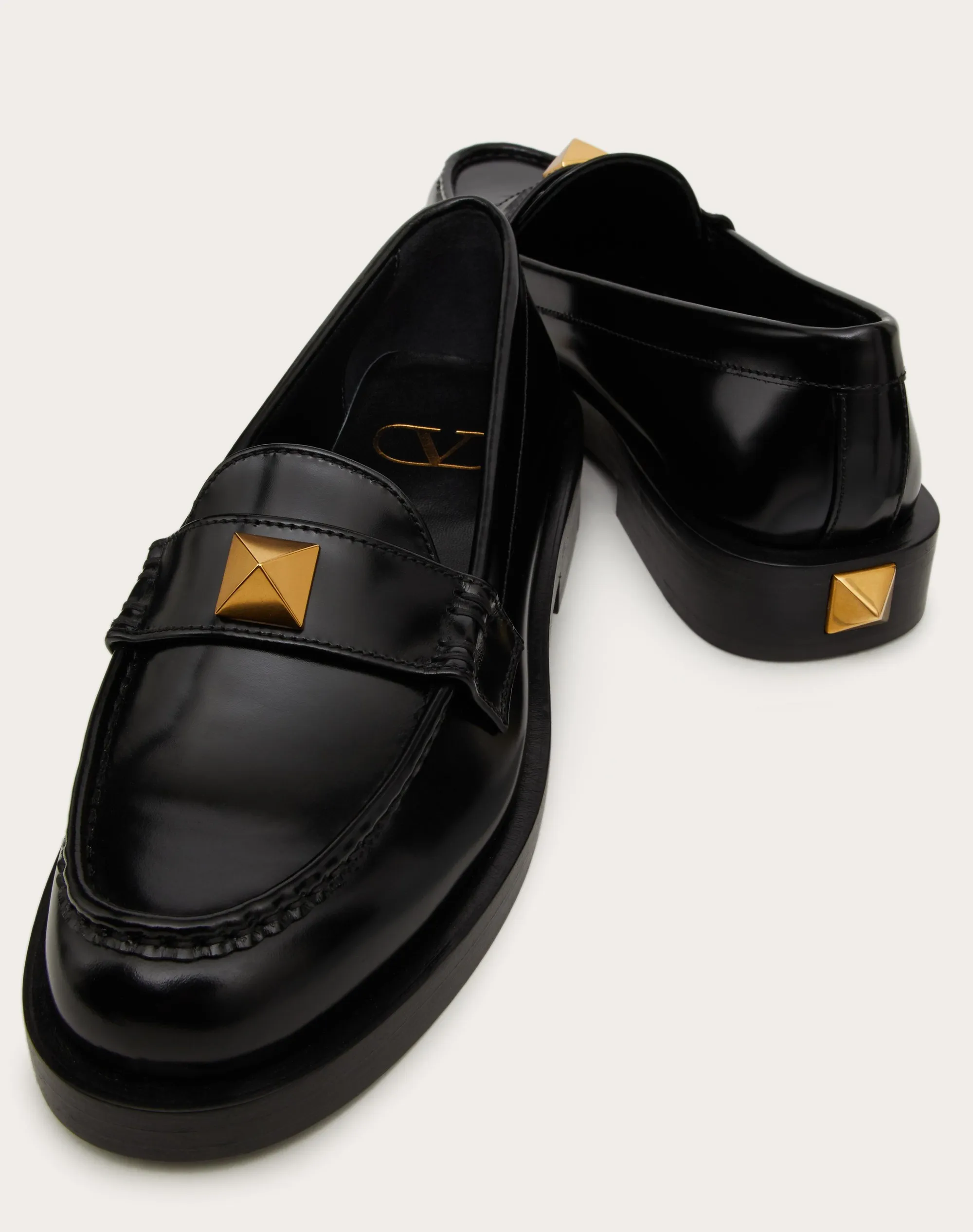 MOCASSINO ROMAN STUD IN VITELLO SPAZZOLATO 30MM