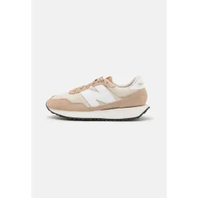 Scarpa da donna New Balance 237