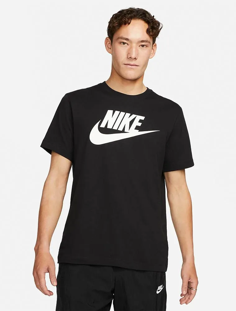 T-shirt Manica Corta Sportiva Nike - Nero